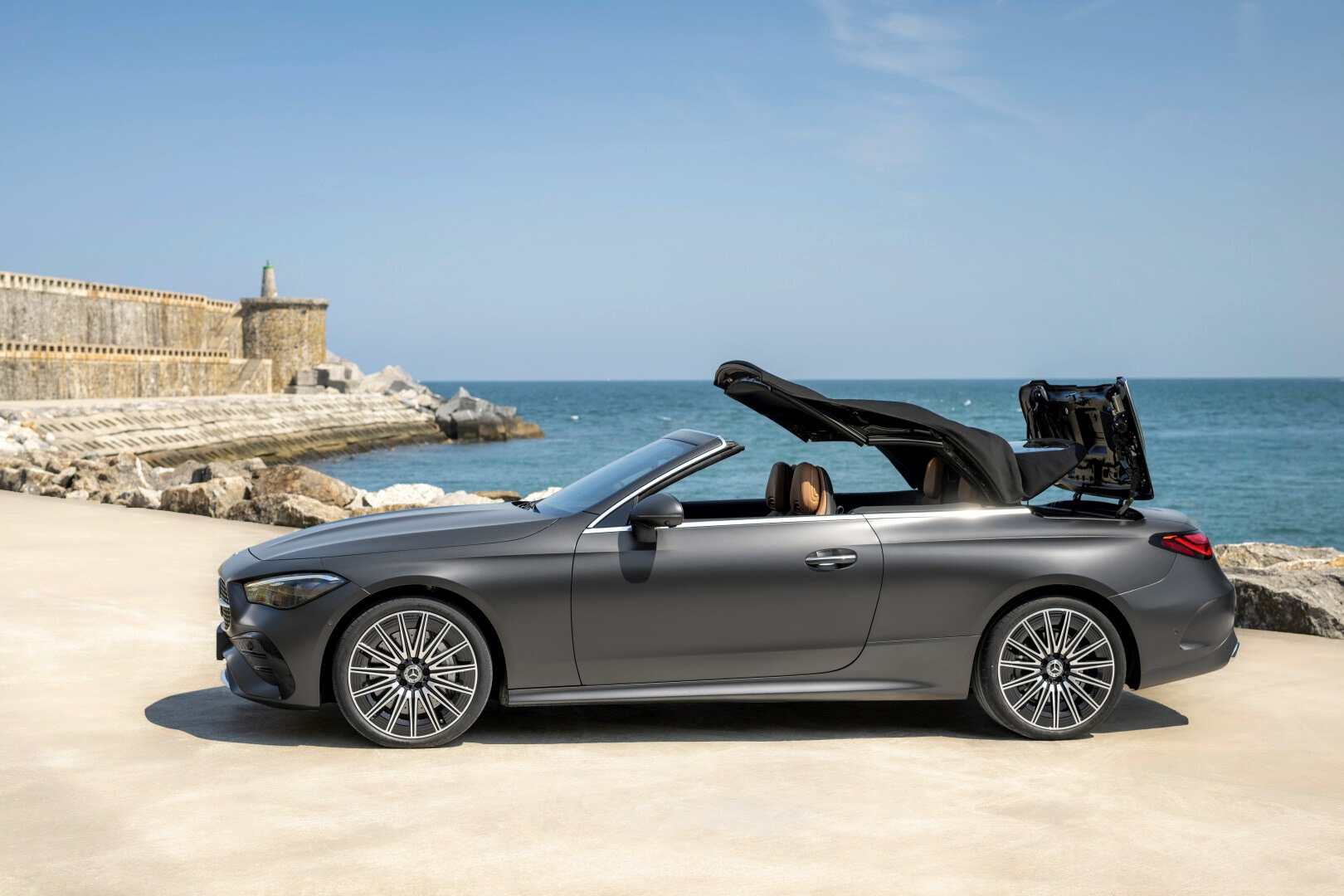 24 Merc Cabrio2