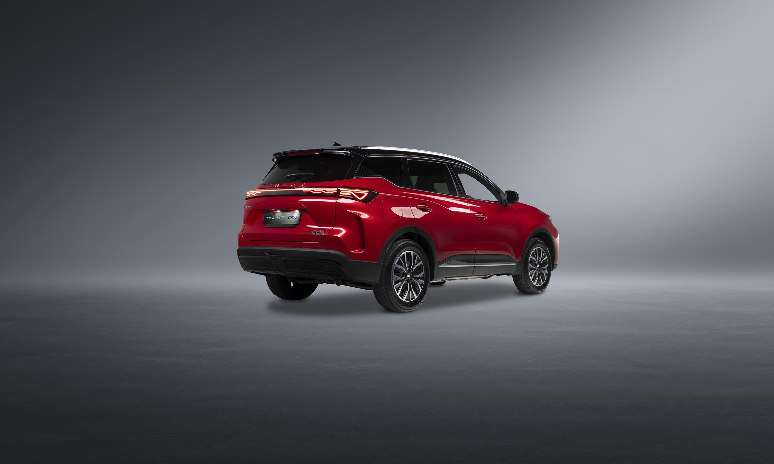 25 Chery Seven2