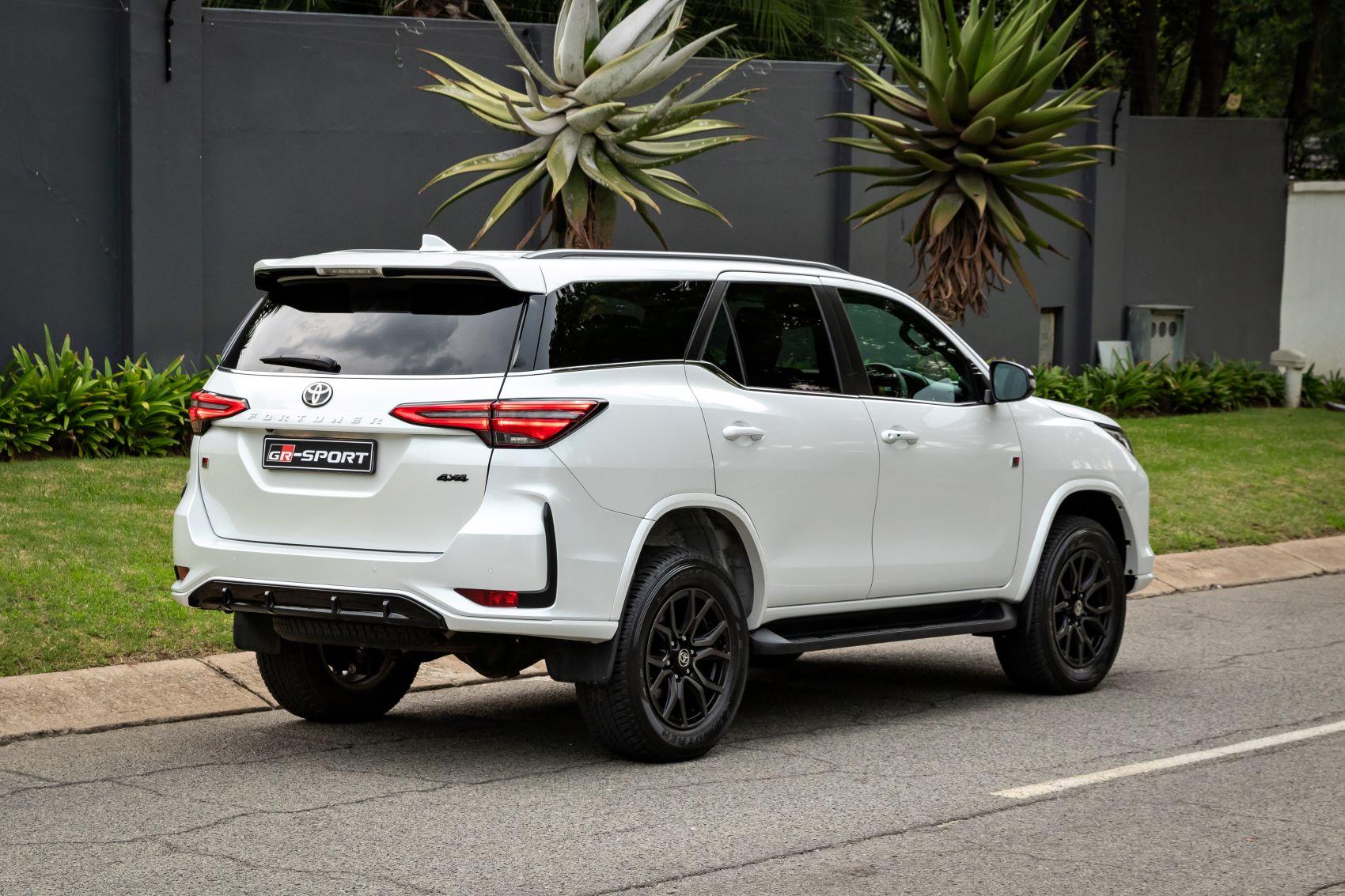 25 Fortuner2