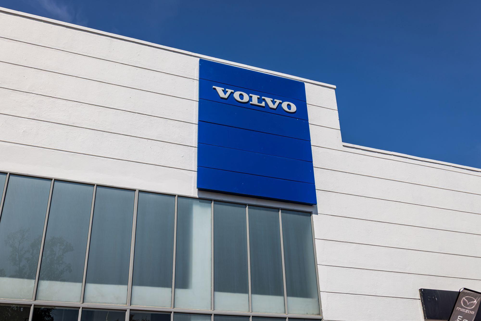 25 Volvo Menlyn8