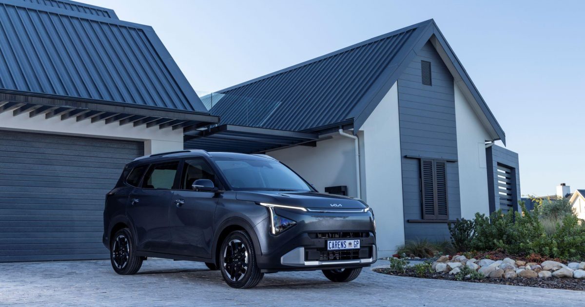 Kia Carens returns to South Africa as a diesel-only seven-seater from R399,995 — image 2
