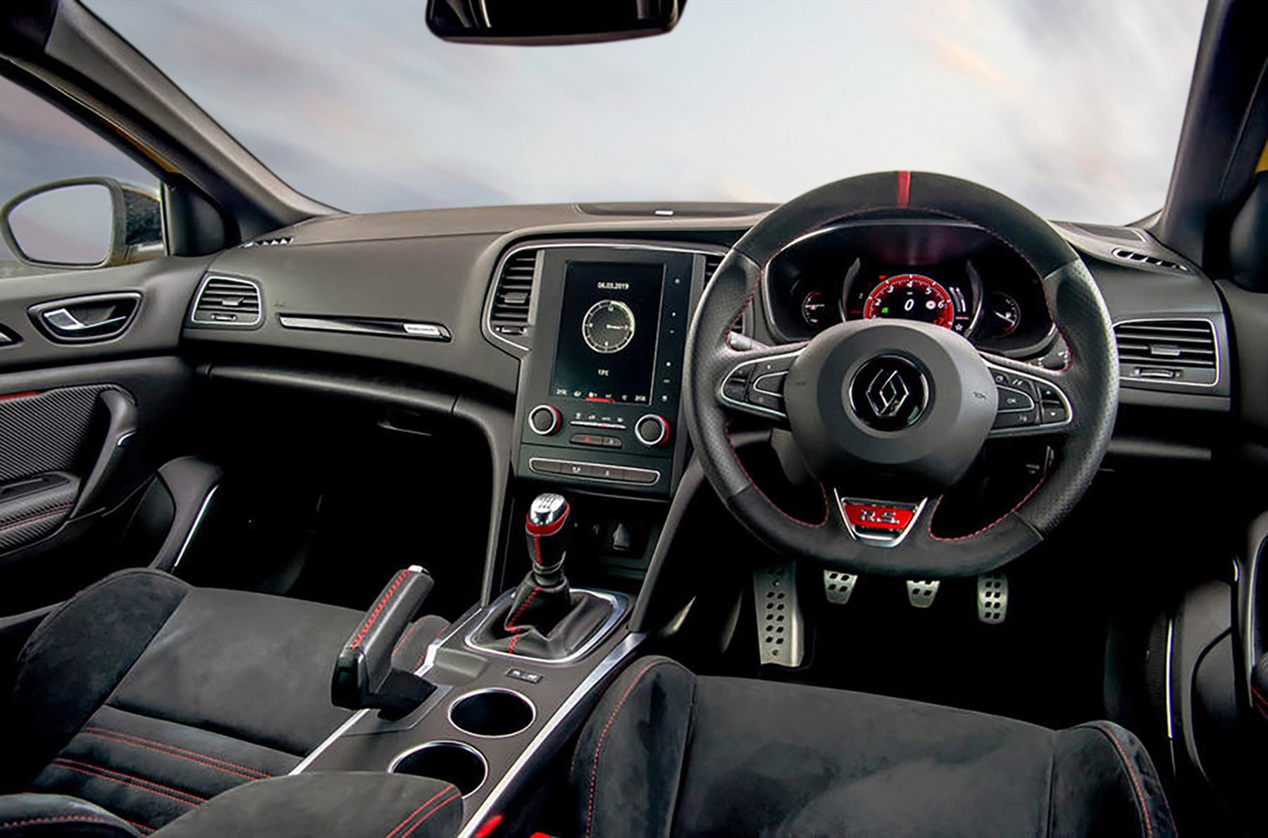 Renault meganers trophy interior rhd sml 1800x1800