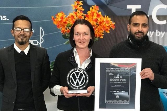 Bethlehem Volkswagen’s Estine Willemse (middle), with the Sales Manager, Ameen Sheik (left) and the General Manager, Zakaria Vawda, at the right.