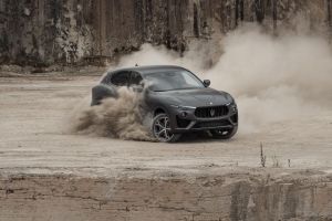 25 Maserati1