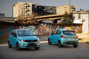 25 Tata Tiago1
