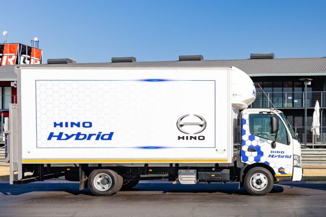 25 Hino NEV1