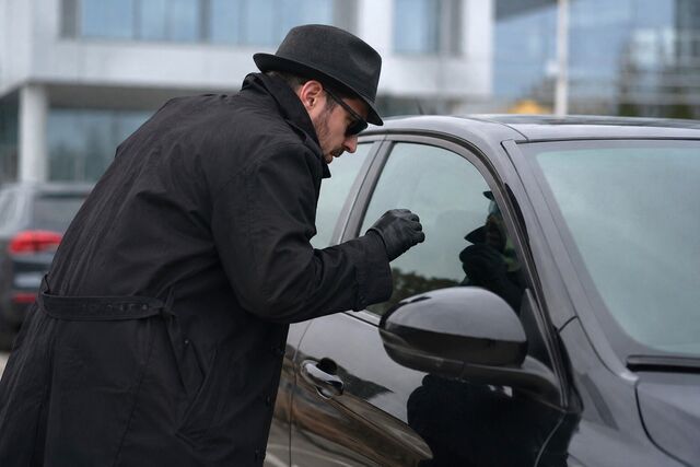 26 Spy Cars1